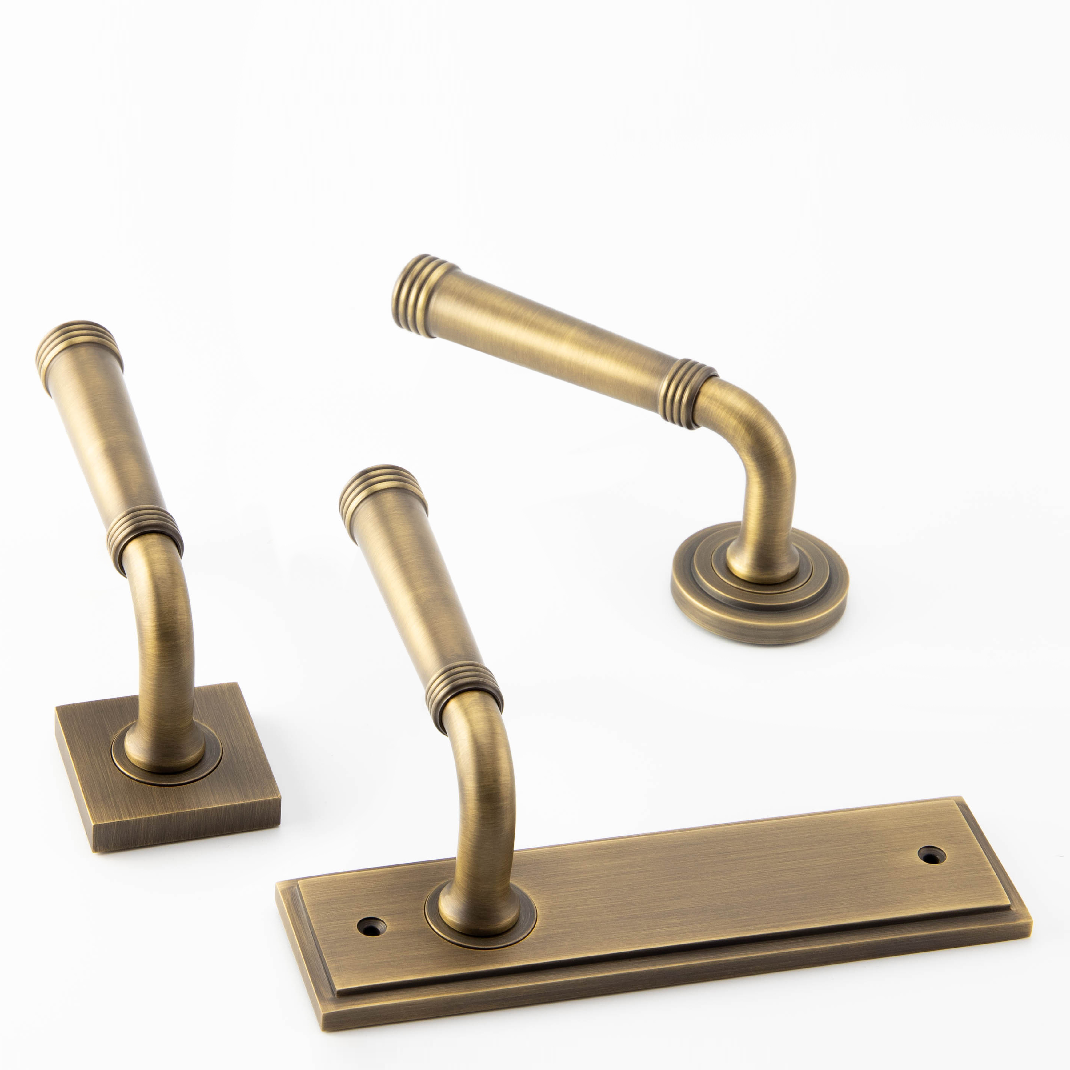 Brass deals door pulls